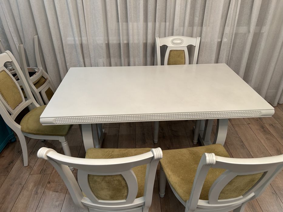 Продам стол со стульями