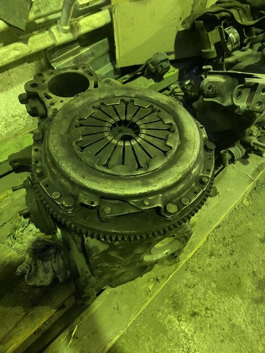 Продам коробку блок рейки мазда