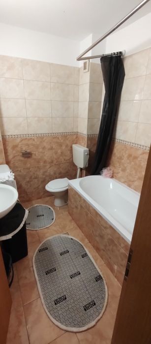 inchiriez apartament
