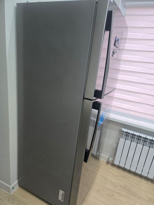 Продается холодильник SAMSUNG