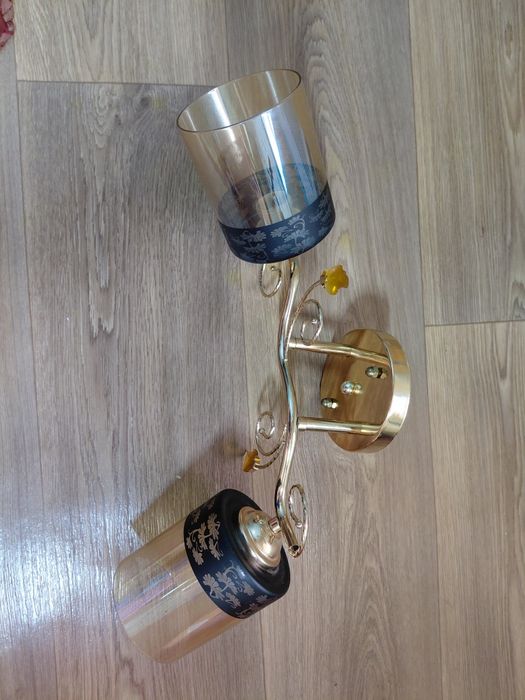 Продам люстру б/у