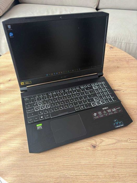 Acer Nitro 5 AN515-45 RTX 3060 / Ryzen 7 / 16GB / 144Hz