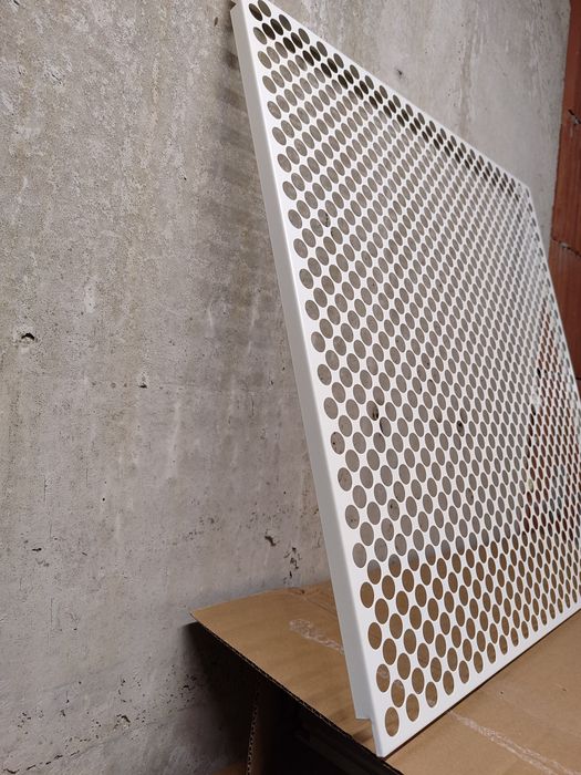 Метални пана за растерен окачен таван 60х60