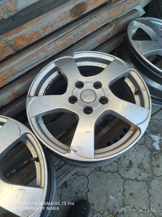 Продам резину и диски на 16