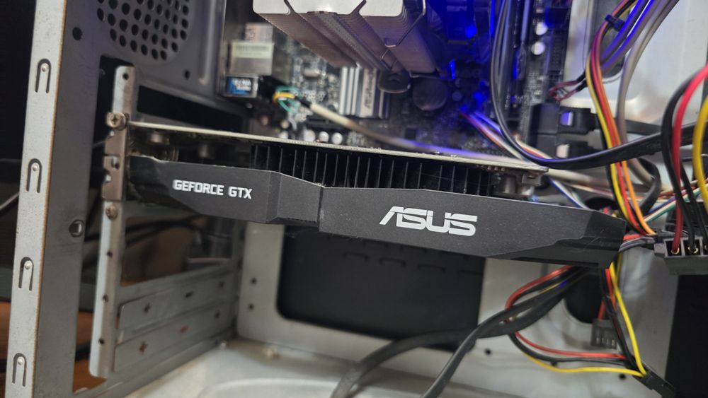 Продам либо обмен на ноутбук