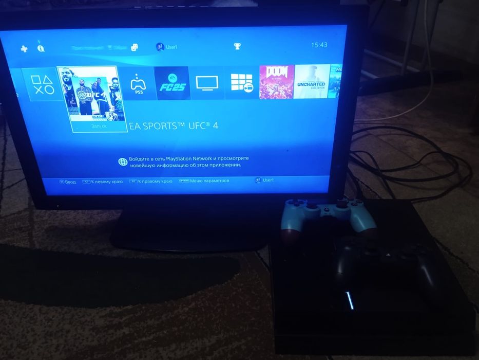 Продам PS4 с телевизором есть 2 джостика