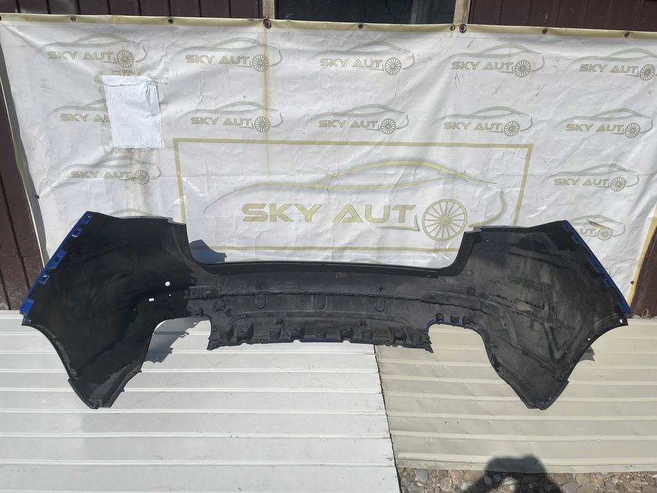 Bara spate cu spoiler Maserati Levante dupa 2017 originala