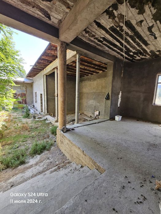 10-соток ровны углавое фасад бомба локация элитне место Чайхана Салом