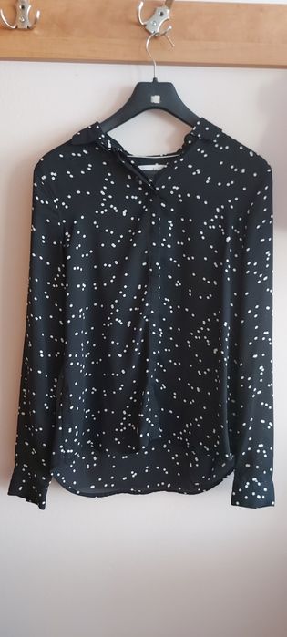 Черна риза на бели точки