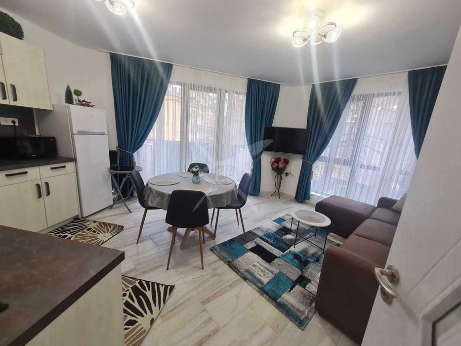 Тристаен апартамент в Центъра на Варна - 156883