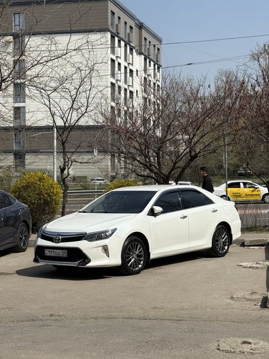 Toyota camry 55 2015