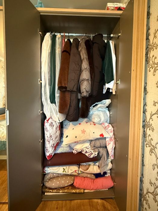 Спальний гарнитур