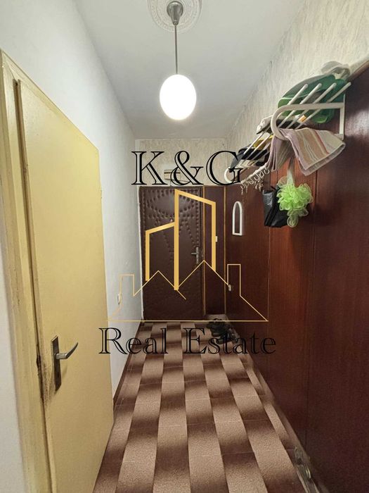 Продава се Двустаен апартамент в Разград, Орел - 64 кв.м за 957 €/кв.м - Снимка #4