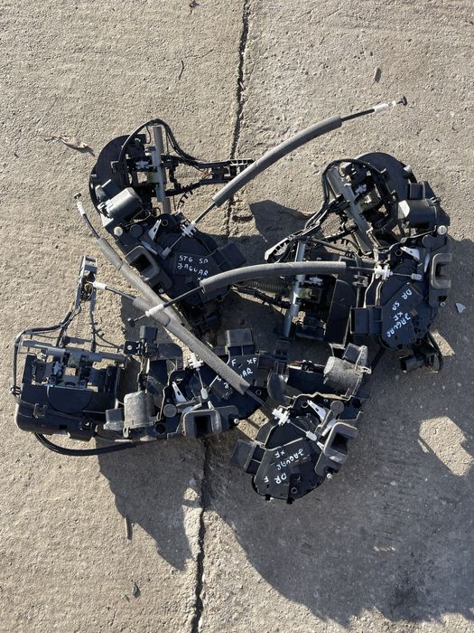 Broasca usa / suport maner Jaguar XF stanga / dreapta fata / spate