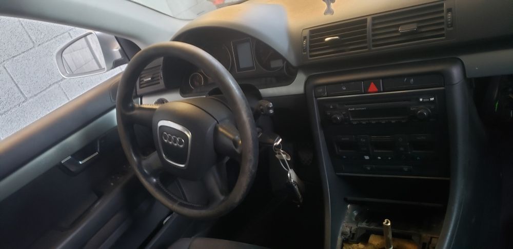 Motor audi a4 1.9 ,cutie viteze manuala, haion,uși laterale