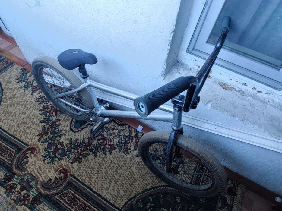 Продам кастомный BMX