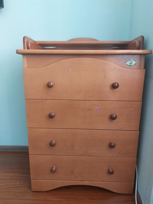 Пеленальный столик