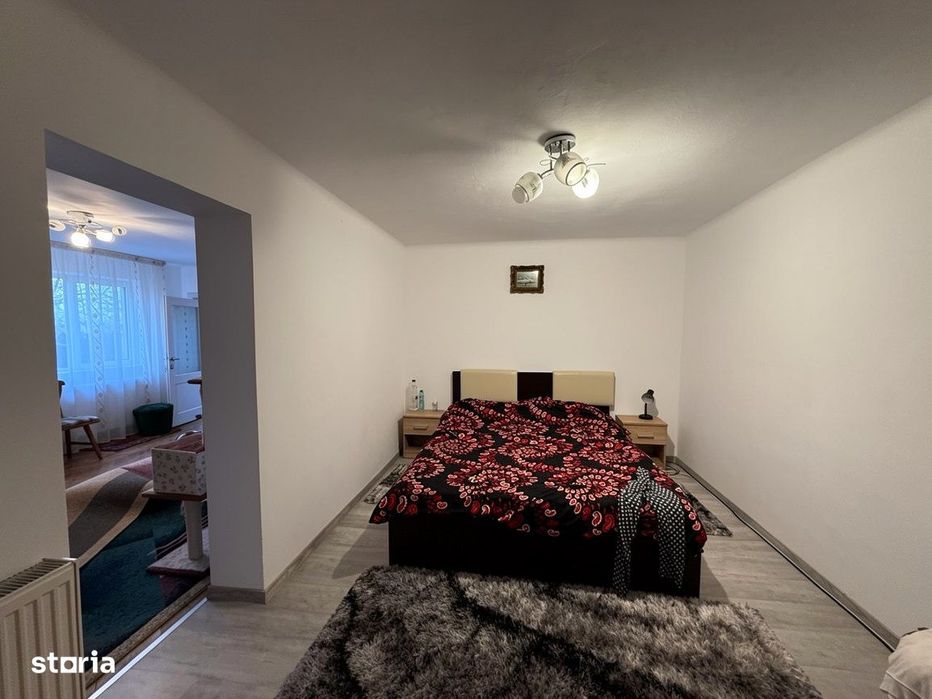 Vila de vanzare in Paulesti P+1E, 8 camere spatiu pentru familie