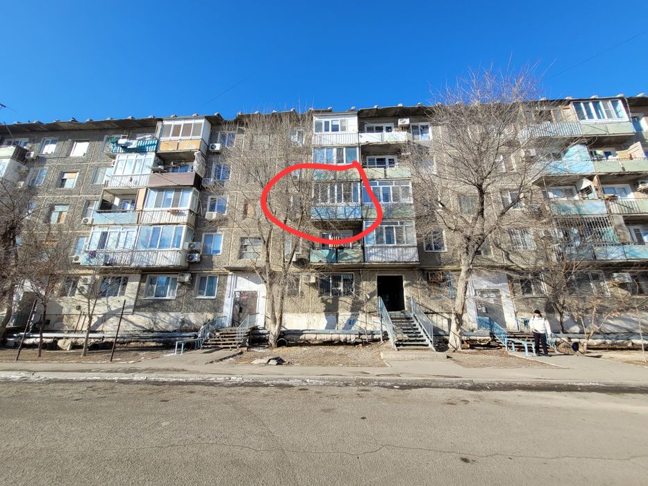 Продам квартиру двухкомнатную