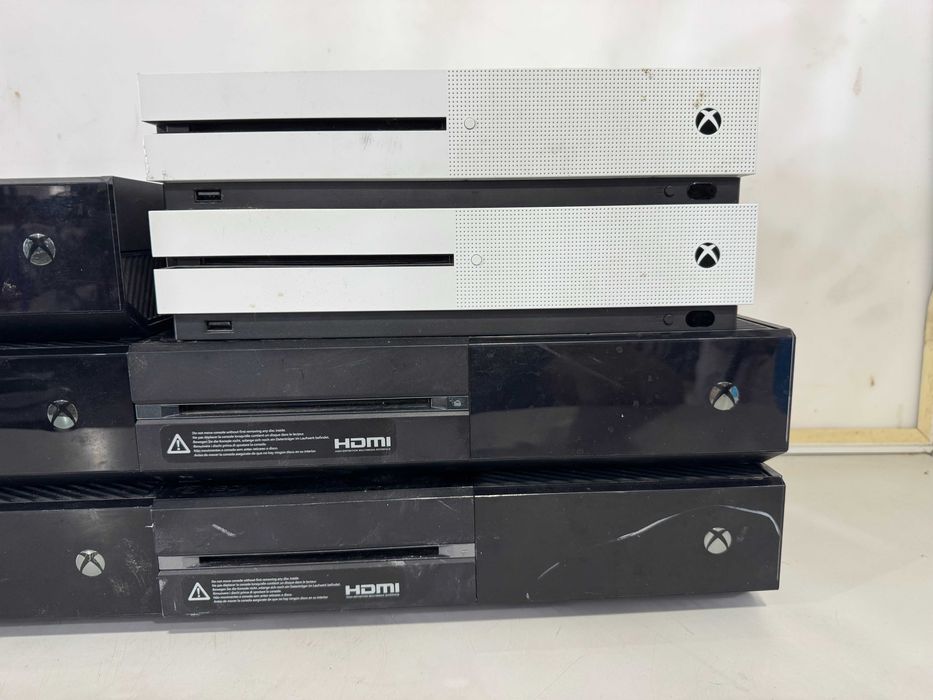 Конзола / ли - Xbox One S, One / Лот 2