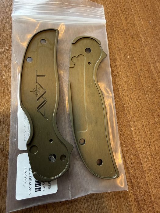 Prasele AWT Spyderco Sage 5
