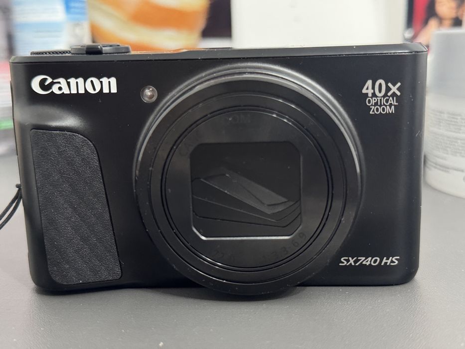 Продам Canon PowerShot SX740 HS(черный)