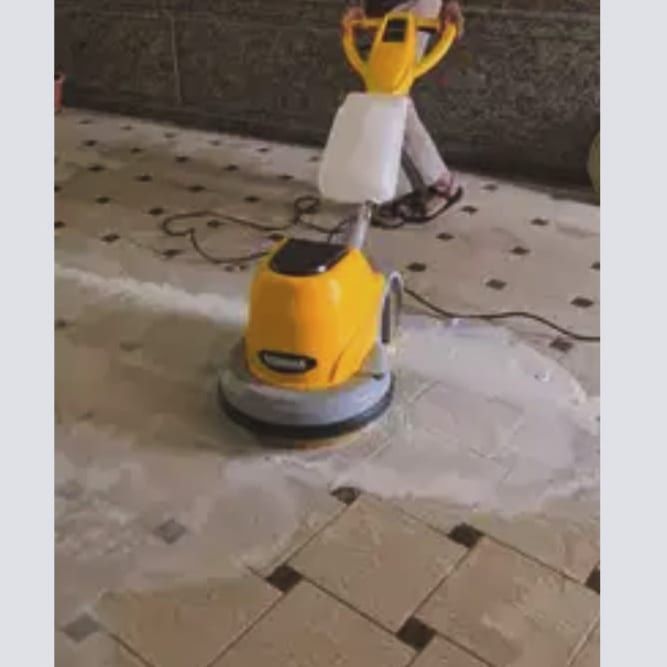 Bruschatka yuvish sokil yuvish