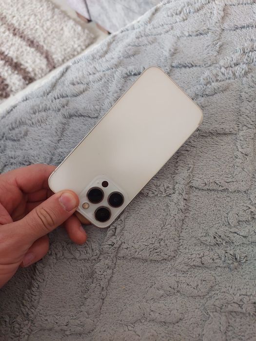 IPhone 13 pro белый