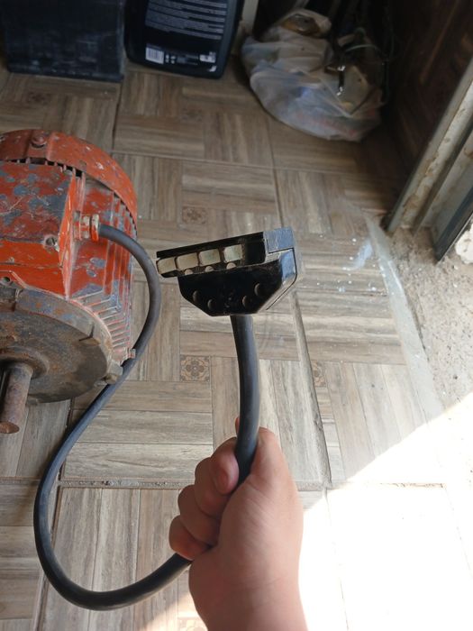 Асинхроннный Двигатель Аирс100S4УЗ