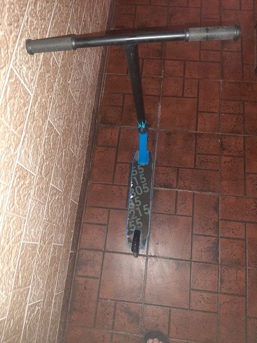 Продам трюковой самокат