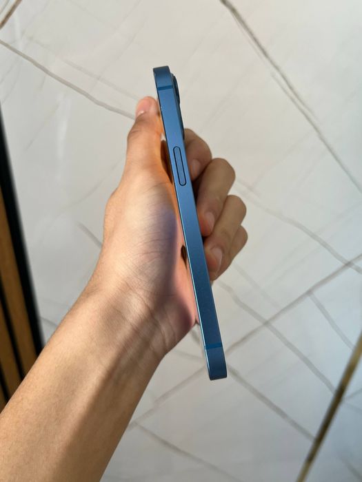 Iphone 13 в хорошем состоянии