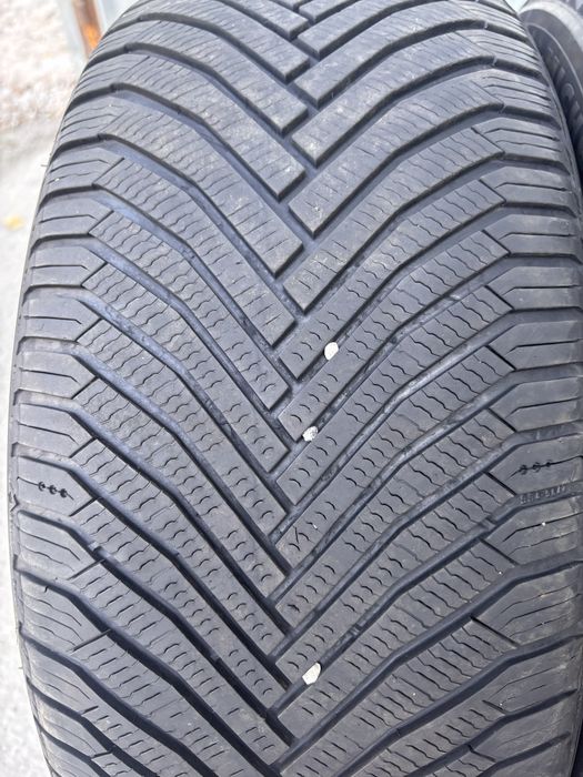 235/45/18 Michelin 2 бр