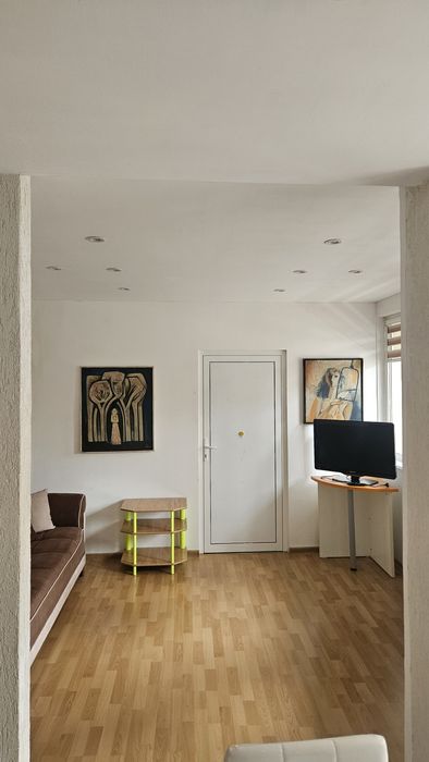 Апартамент под наем