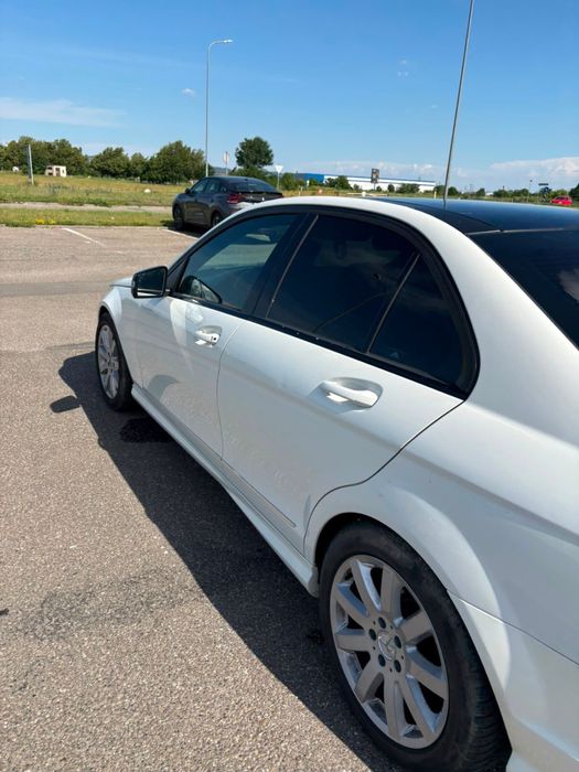 MERCEDES-BENZ CLA 2010 — imagine 1