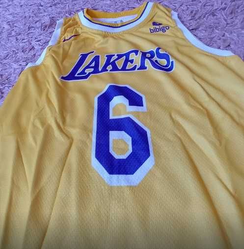 Чисто нов оригинален екип на Los Angelis Lakers - LeBron James