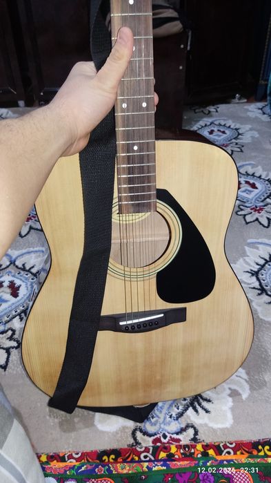Gitara yamaha satiladi