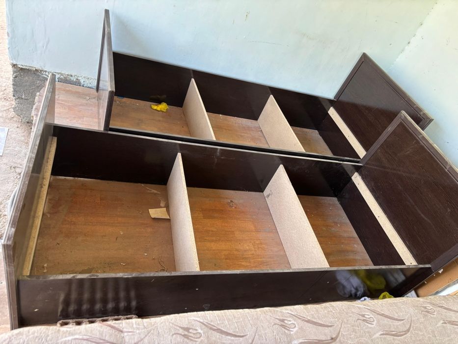 Кровать одно спальный