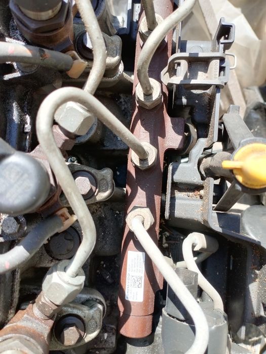 Продавам помпа за високо налягане за Нисан кашкай 1,5 dci