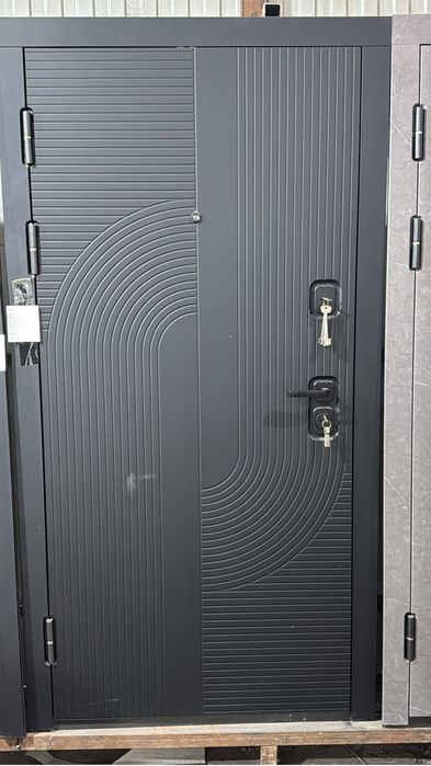 Двери межкомнатные и входные