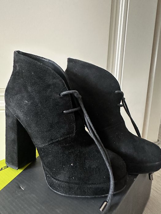 Женские  ботильоны нубук