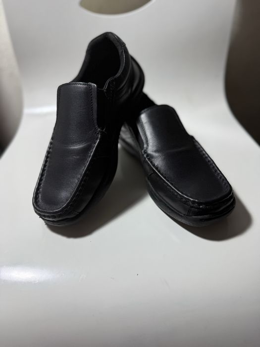 Новые кожанные туфли бренда Next