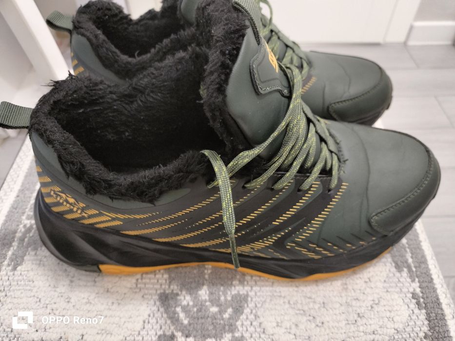 Кроссовки Демисезонные