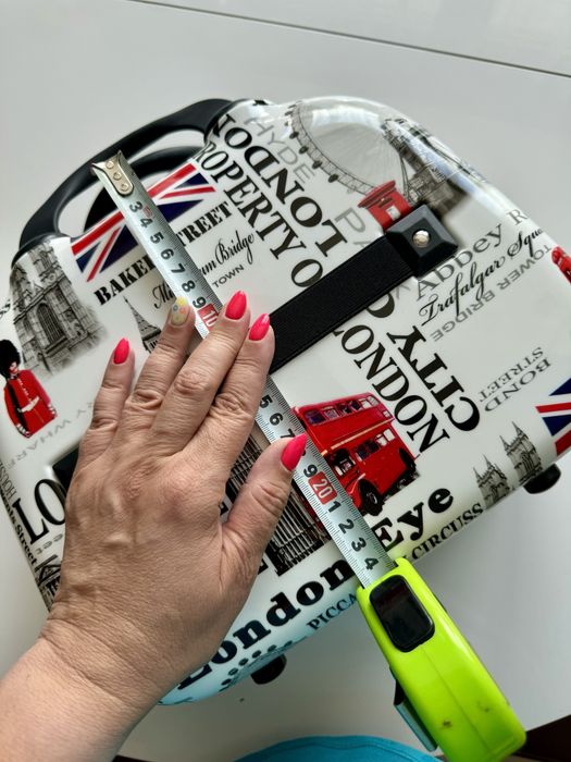 Мини куфарче/beauty cabin luggage