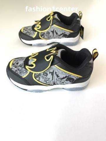 Pantofi sport / Adidasi pentru copii de la Dc shoes , editie Batman