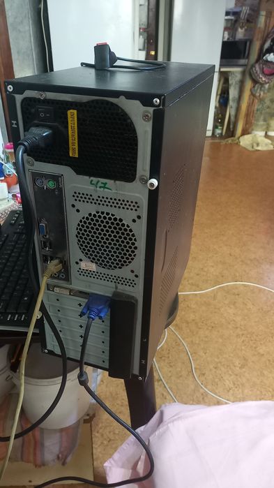 Продам компьютор