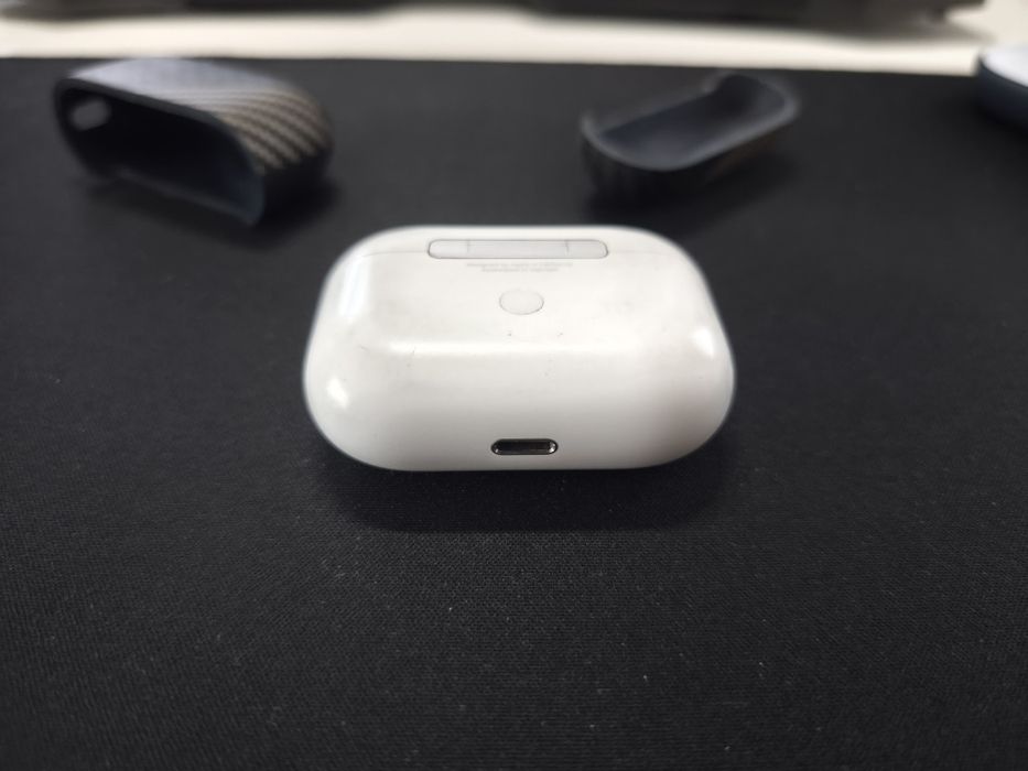 Căști Apple AirPods Pro 1 - Funcționare perfectă + 2 Huse + Dopuri de rezervă