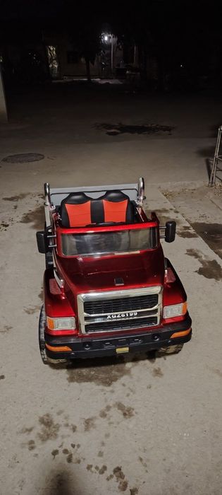 Аккумуляторли янги детский машина сотилади срочно