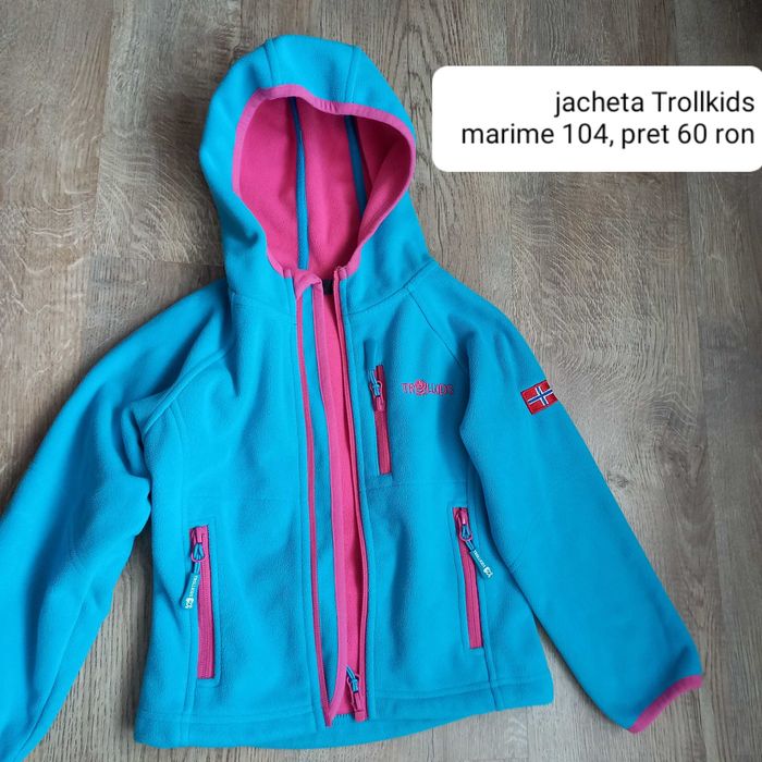 Hainute copii in stare impecabila