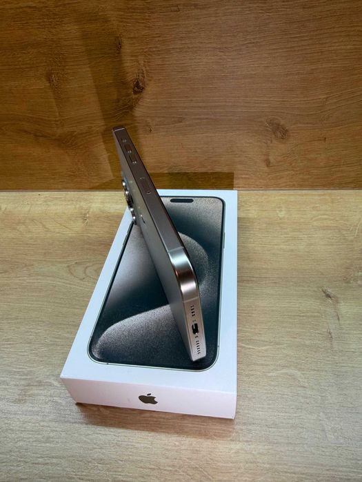 iPhone 15 Pro Max 256 GB, Natural Titanium, liber de rețea