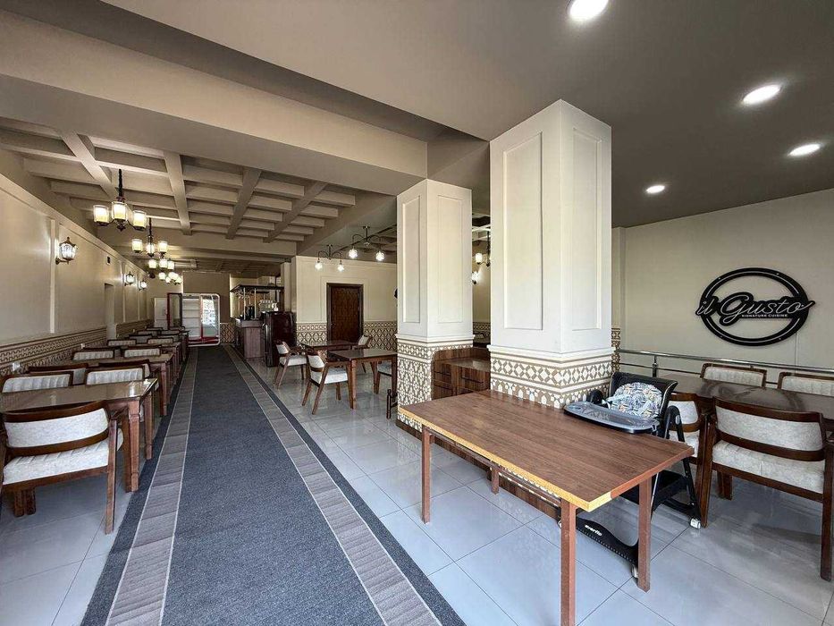 restaurant qulayliklari hamda jixozlari bilan birga sotiladi #a515